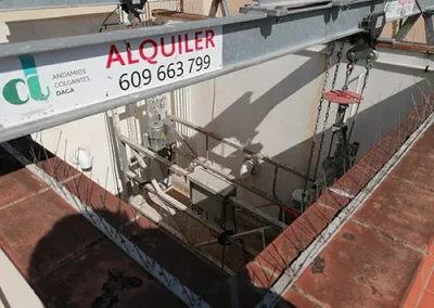 Montaje de andamios colgantes daga